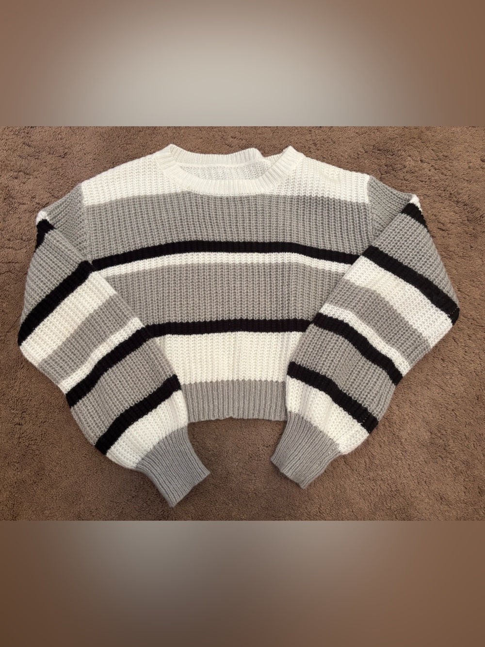 Cropped Striped Knit Sweater - Gray/White/Black